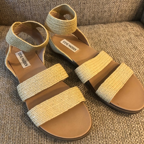 steve madden effie sandal